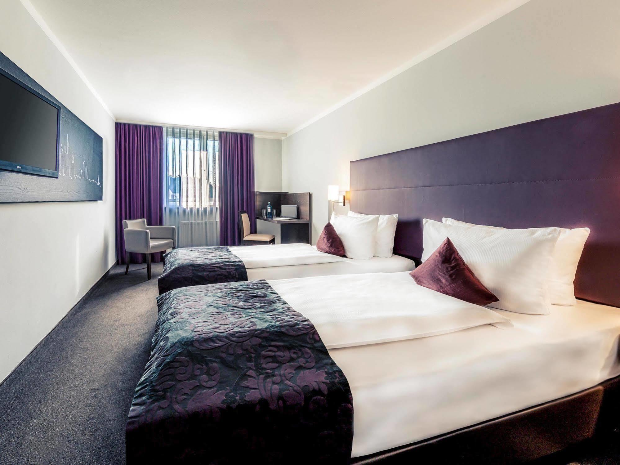 Mercure Frankfurt City Messe Франкфурт-на-Майне Экстерьер фото