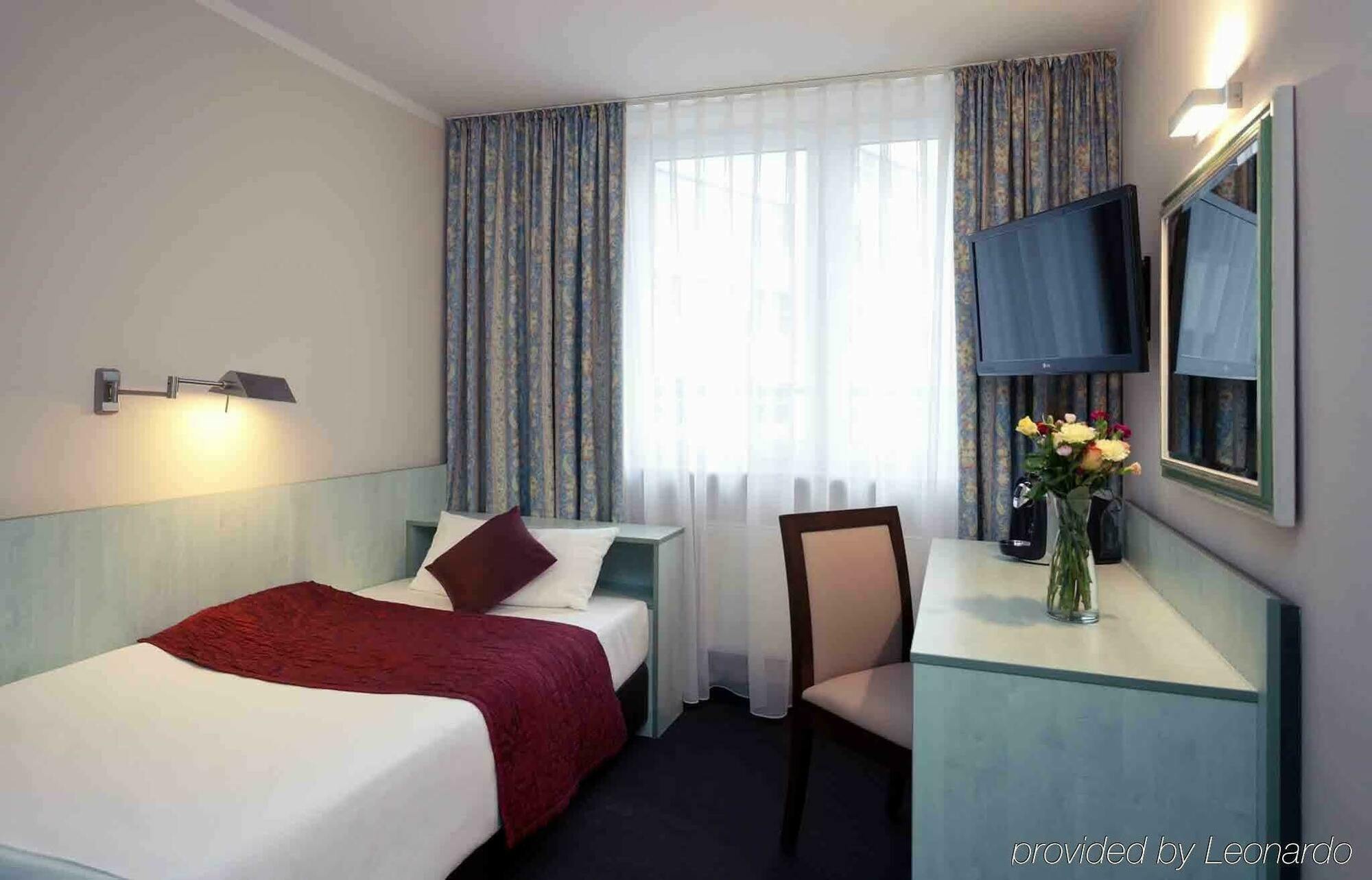 Mercure Frankfurt City Messe Франкфурт-на-Майне Экстерьер фото